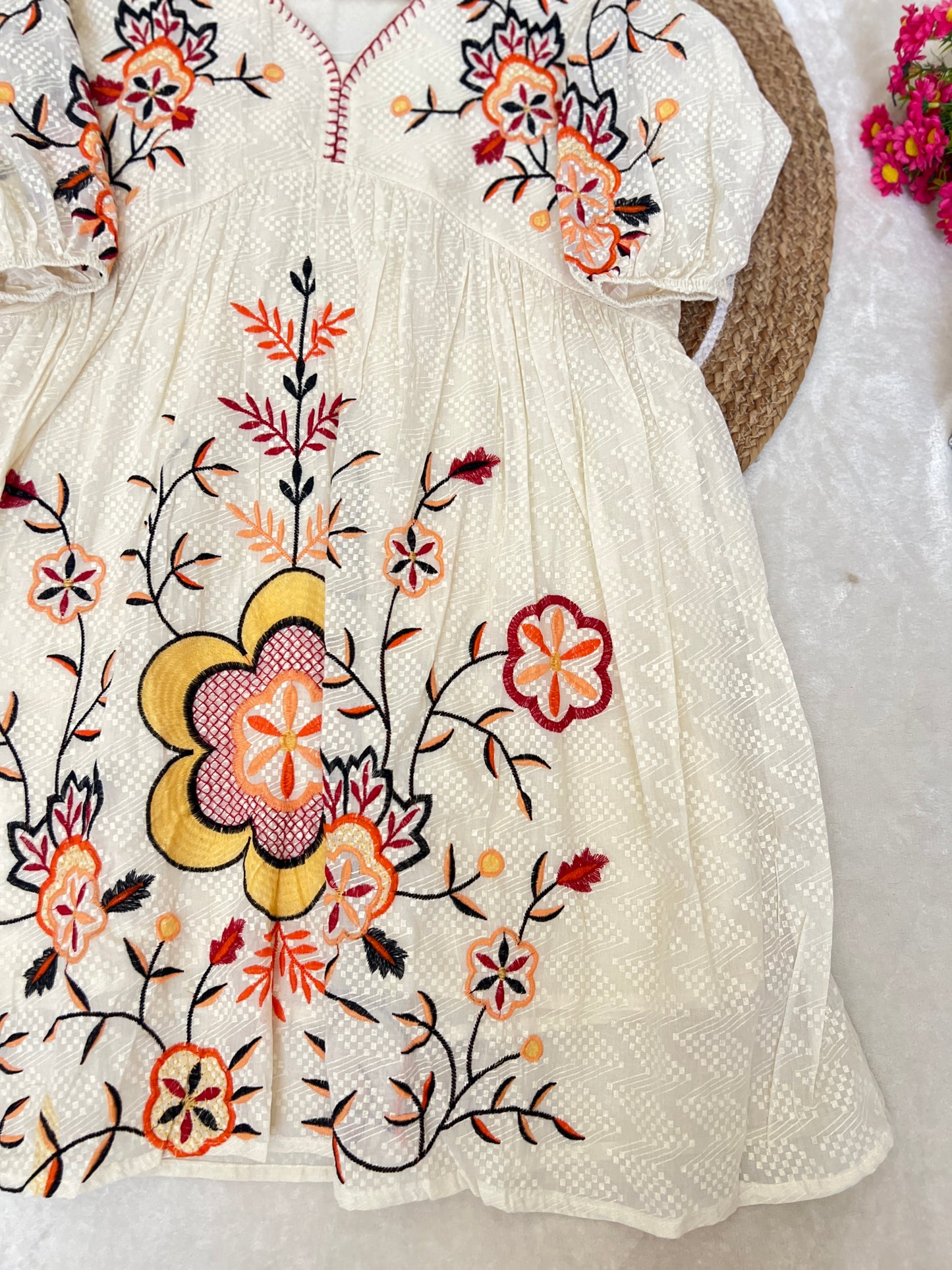 Tunic top in cotton with full embroidery