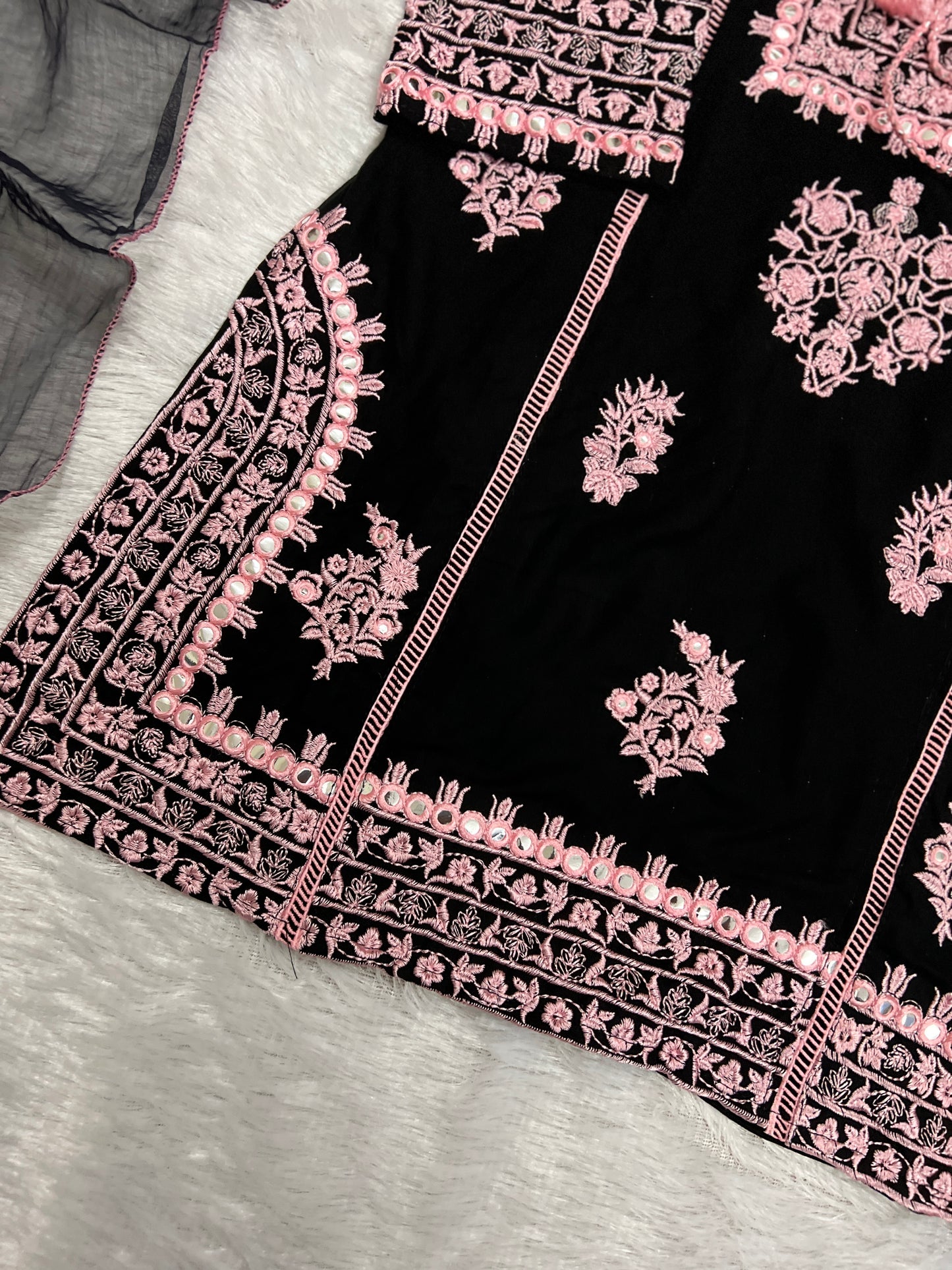 Trending premium kids wear with full Embroidery 5AED Discount on prepaid orders CBRP700