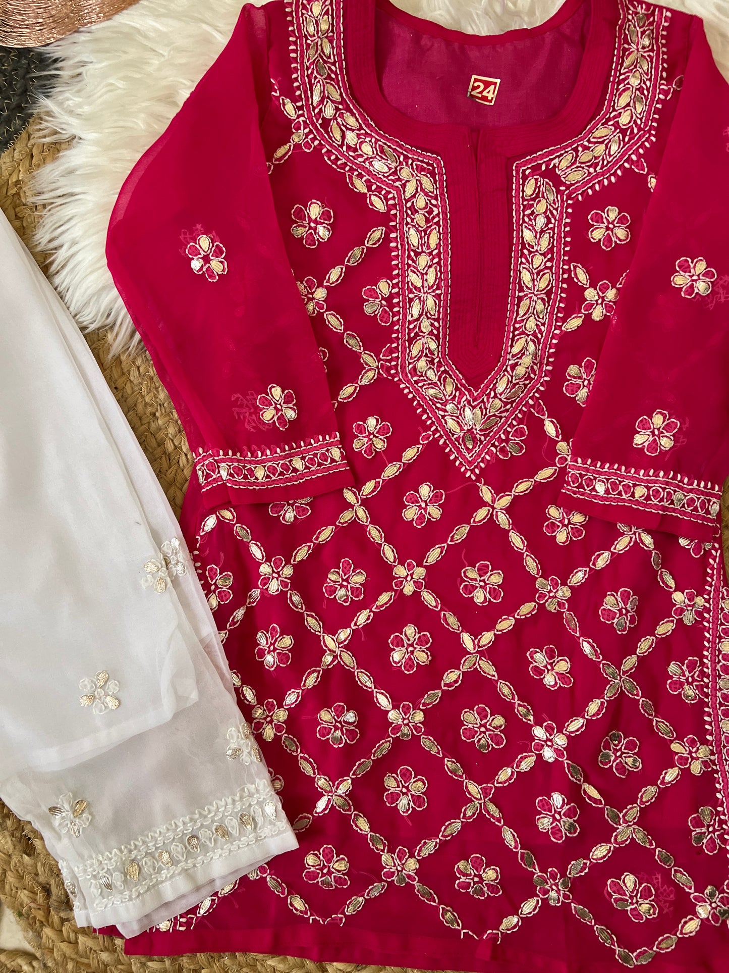 Kids chikankari with gotapatti work (color is pink ,there is color variation in pic)