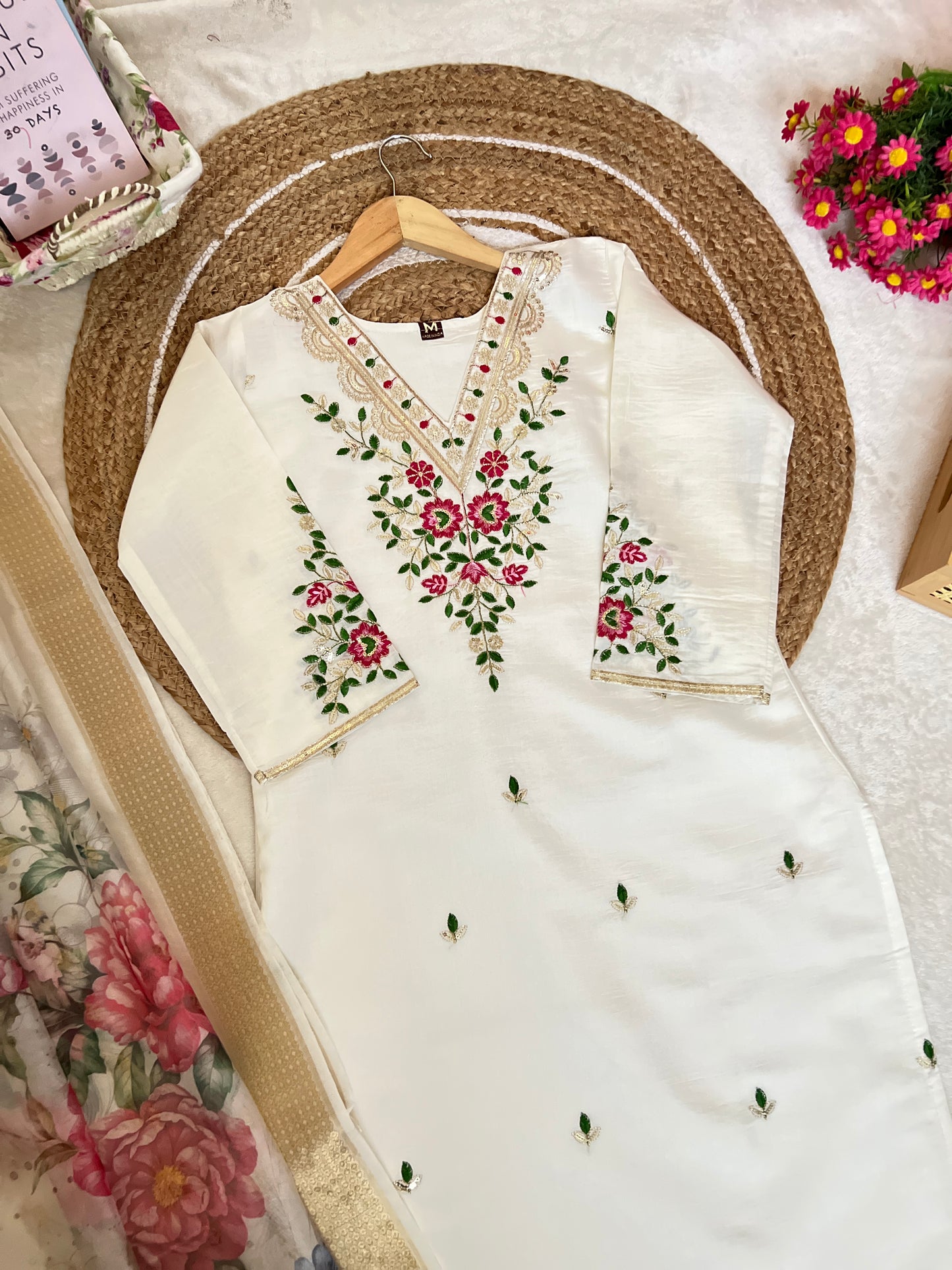 Beautiful roman silk dress with embroidery
