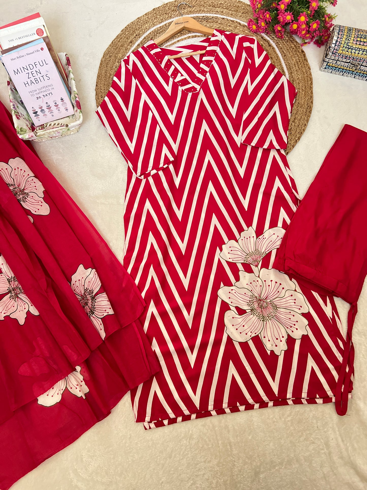 Beautiful dress in tomato red color, (similar to pink ) color variation in pic. Material rayot soft cotton premium material