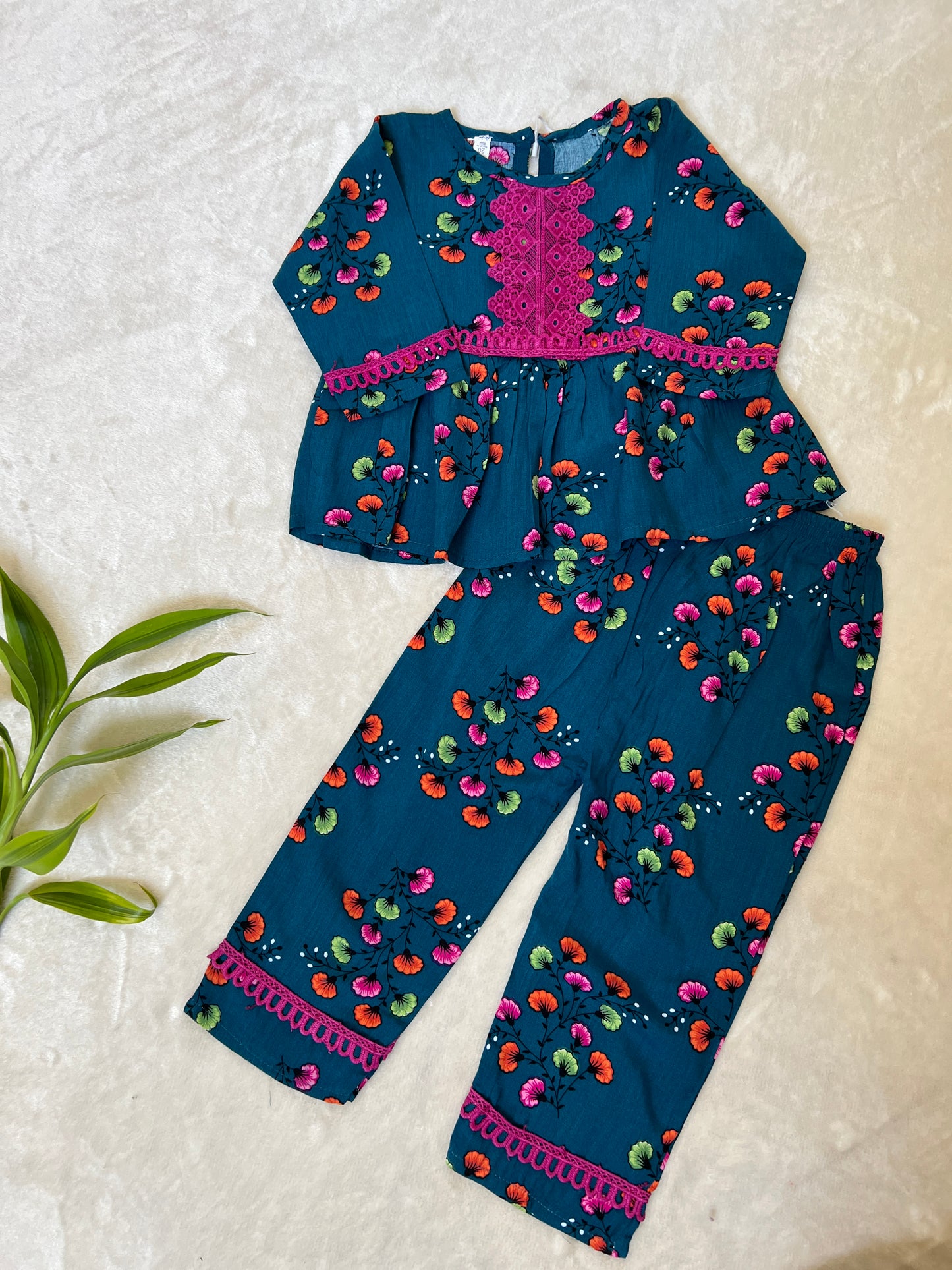 Beautiful kids cord set