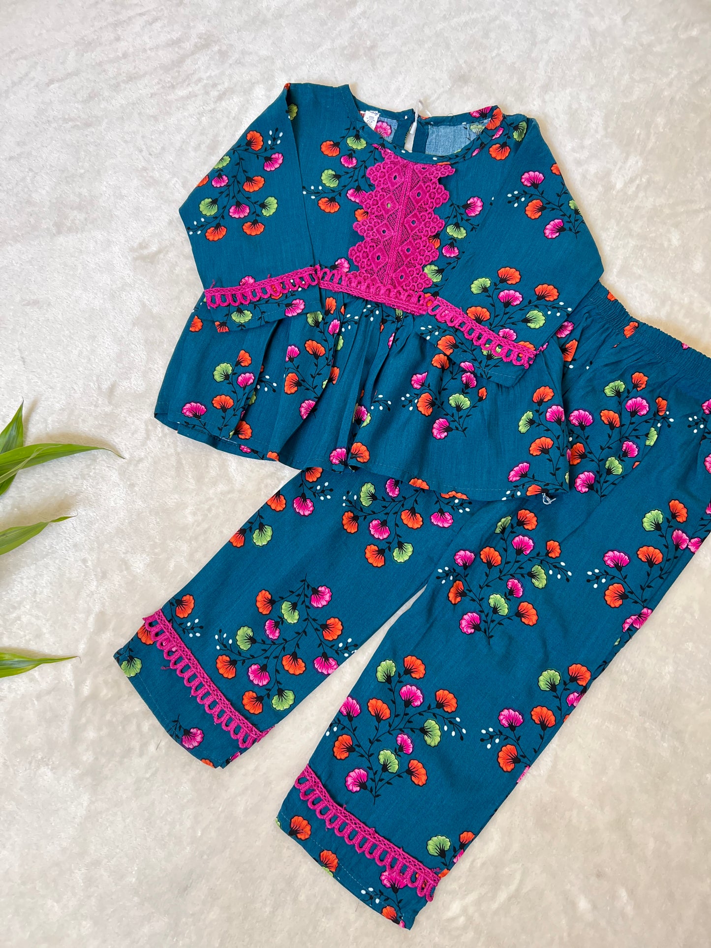 Beautiful kids cord set