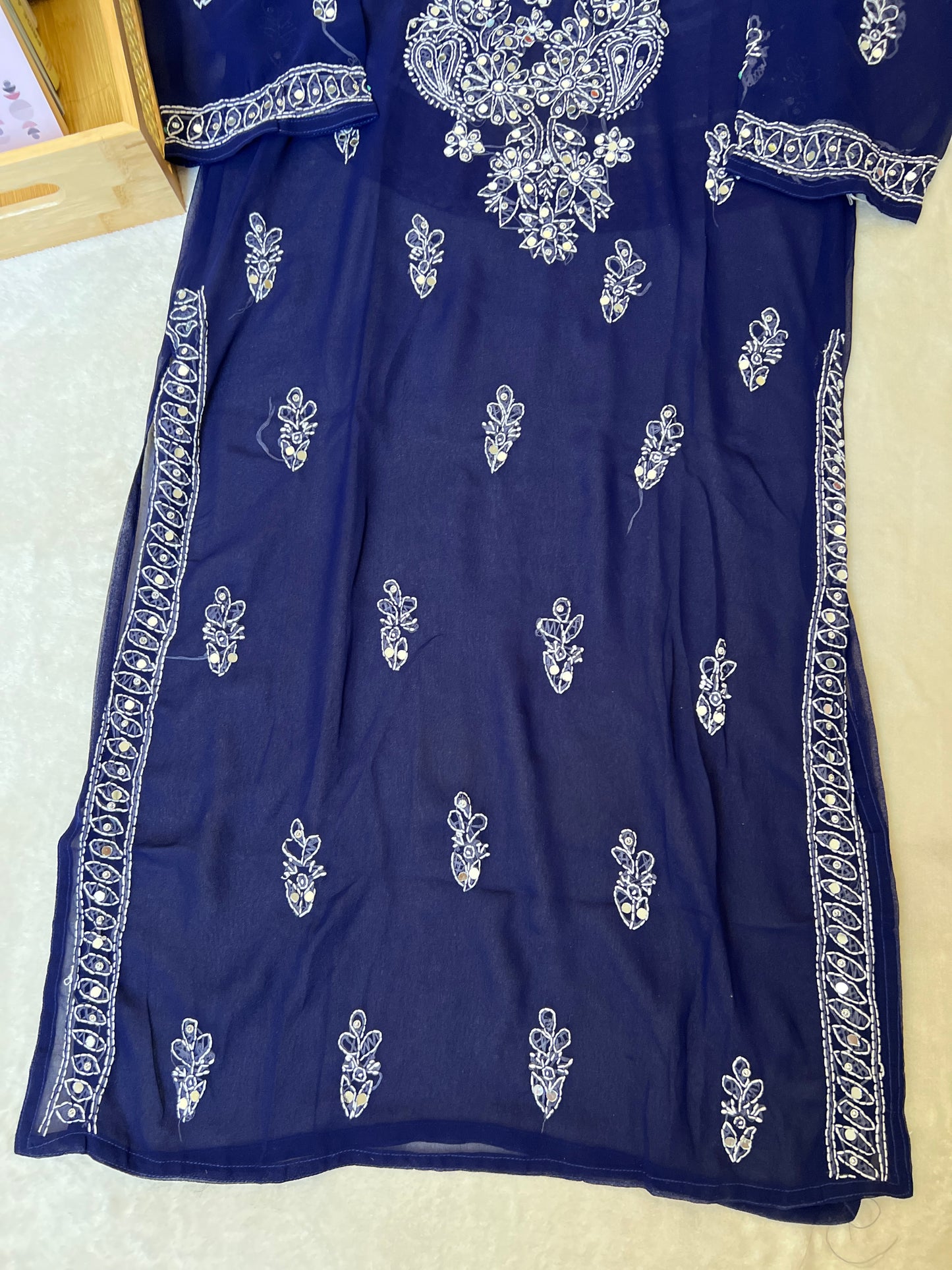 Chikankari kurtie