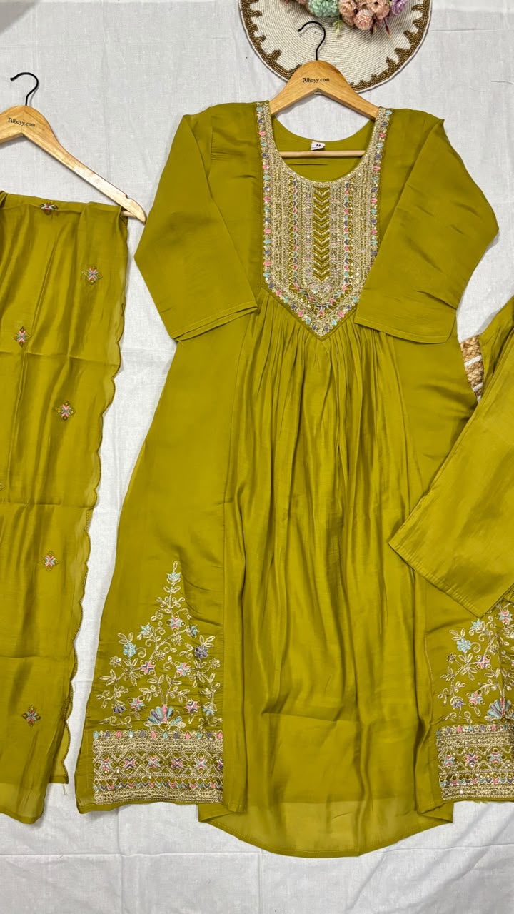 Suit set mul chanderi
