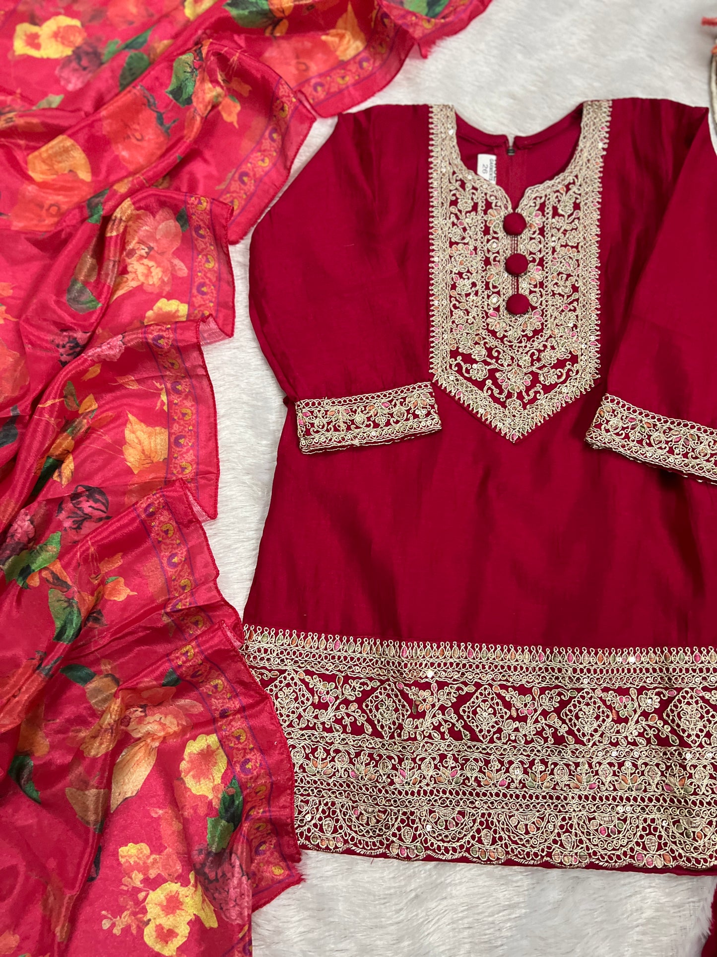 Premium Kids wear dresses (5 AED Discount on prepaid orders CBRP 700)