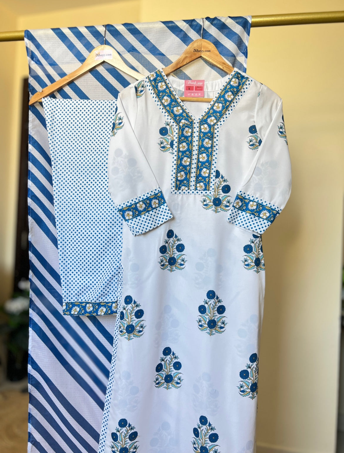 Beautiful dress in poly cotton