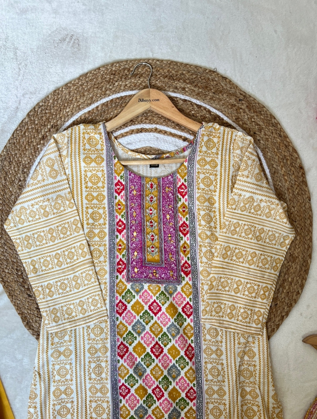 Beautiful Dress With Lace Work