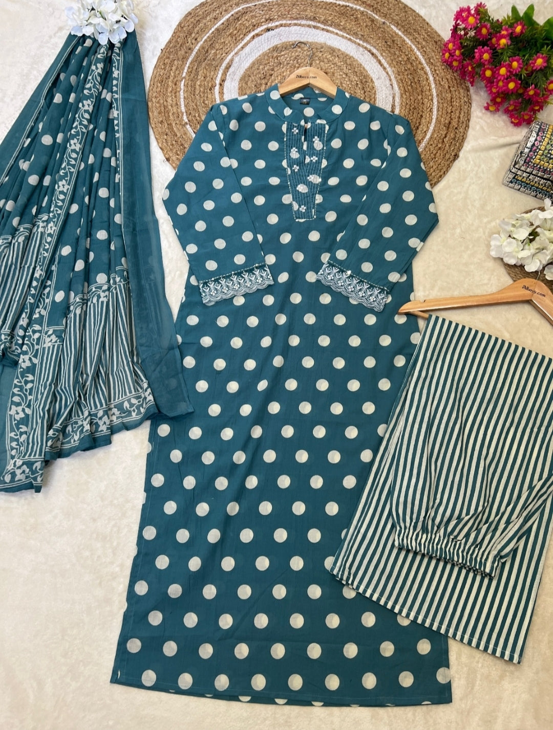 Beautiful Dotted Set