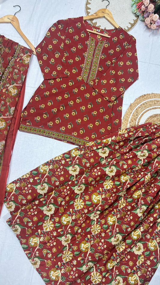 Skirt and shor top with dupatta
