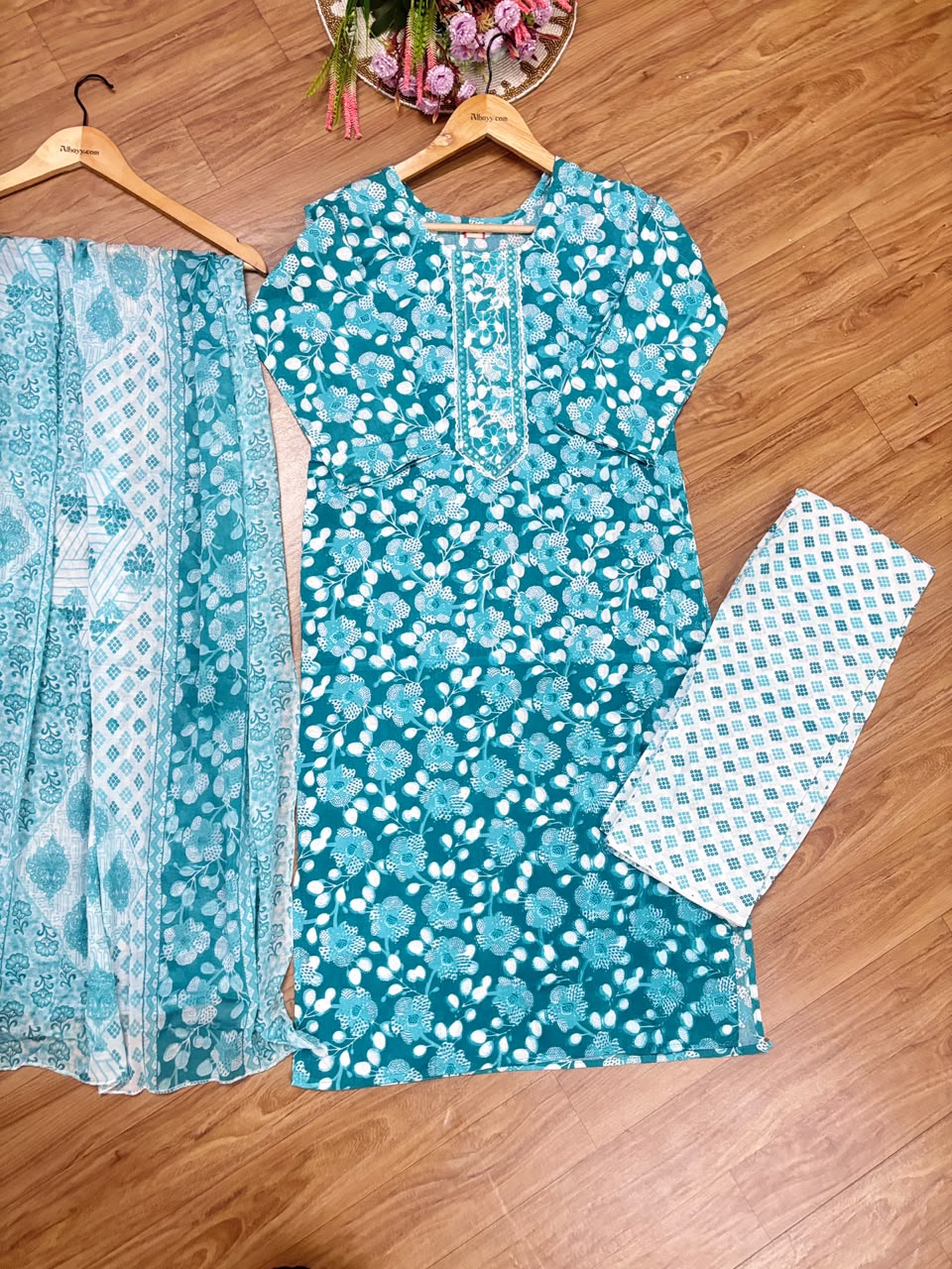 Cotton suit
