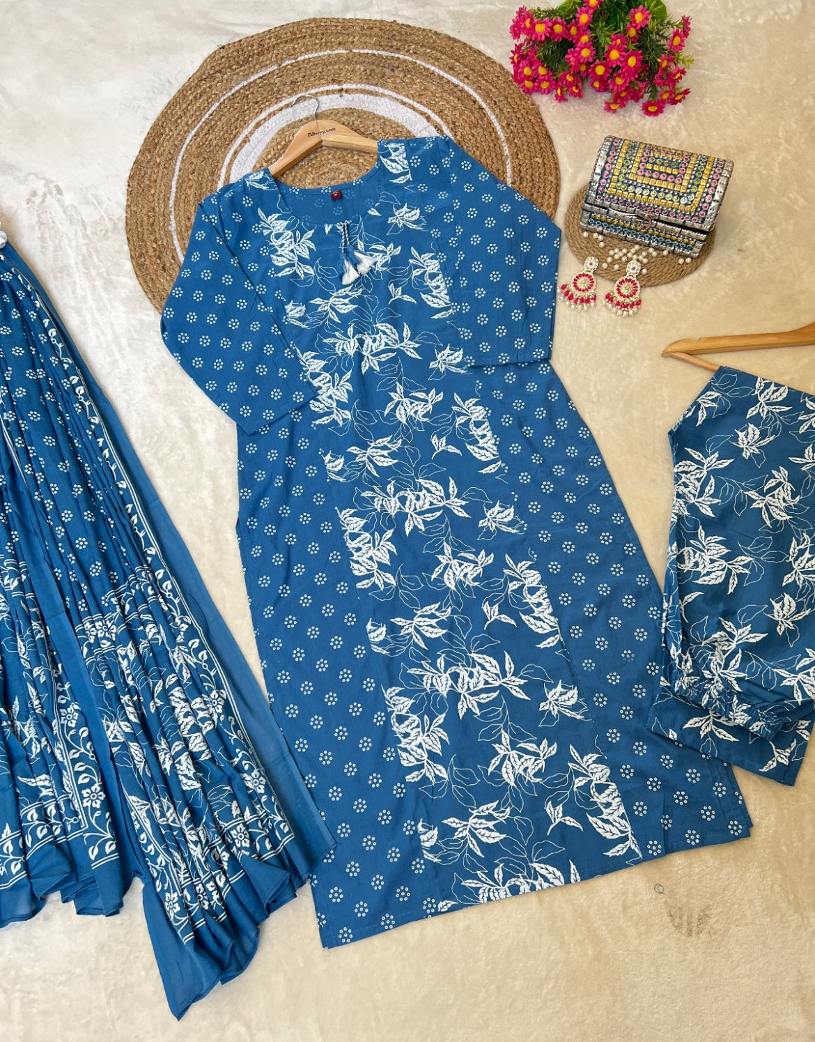 Beautiful dress in cotton with print work