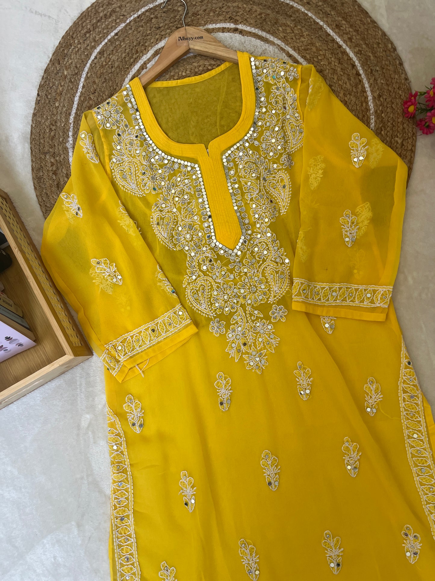Chikankari kurtie