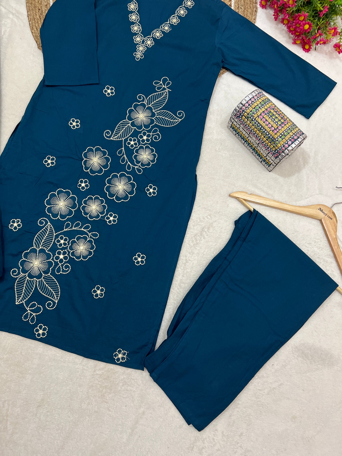 Suit set roman silk material