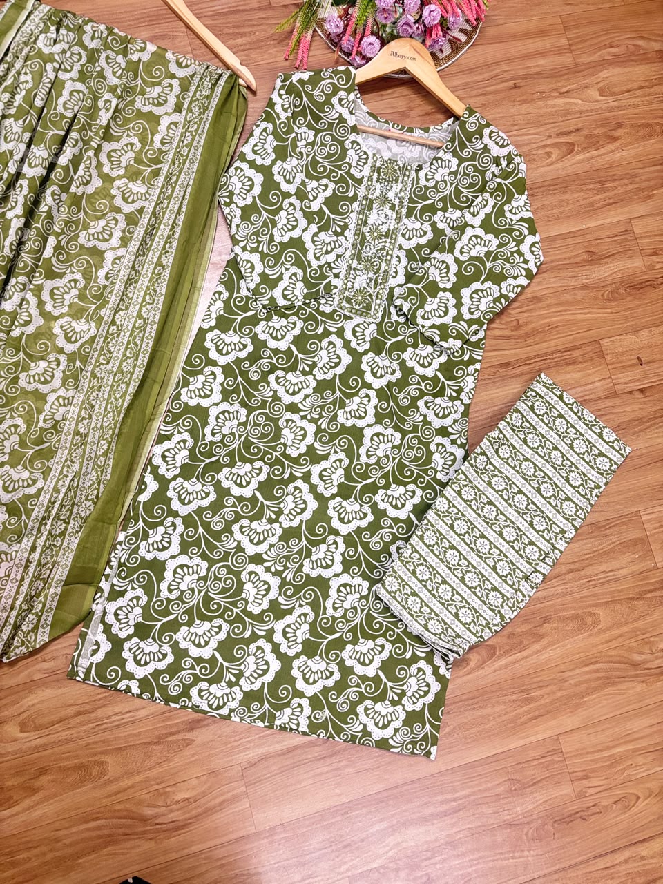 Cotton suit
