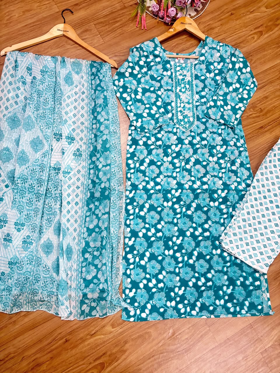 Cotton suit