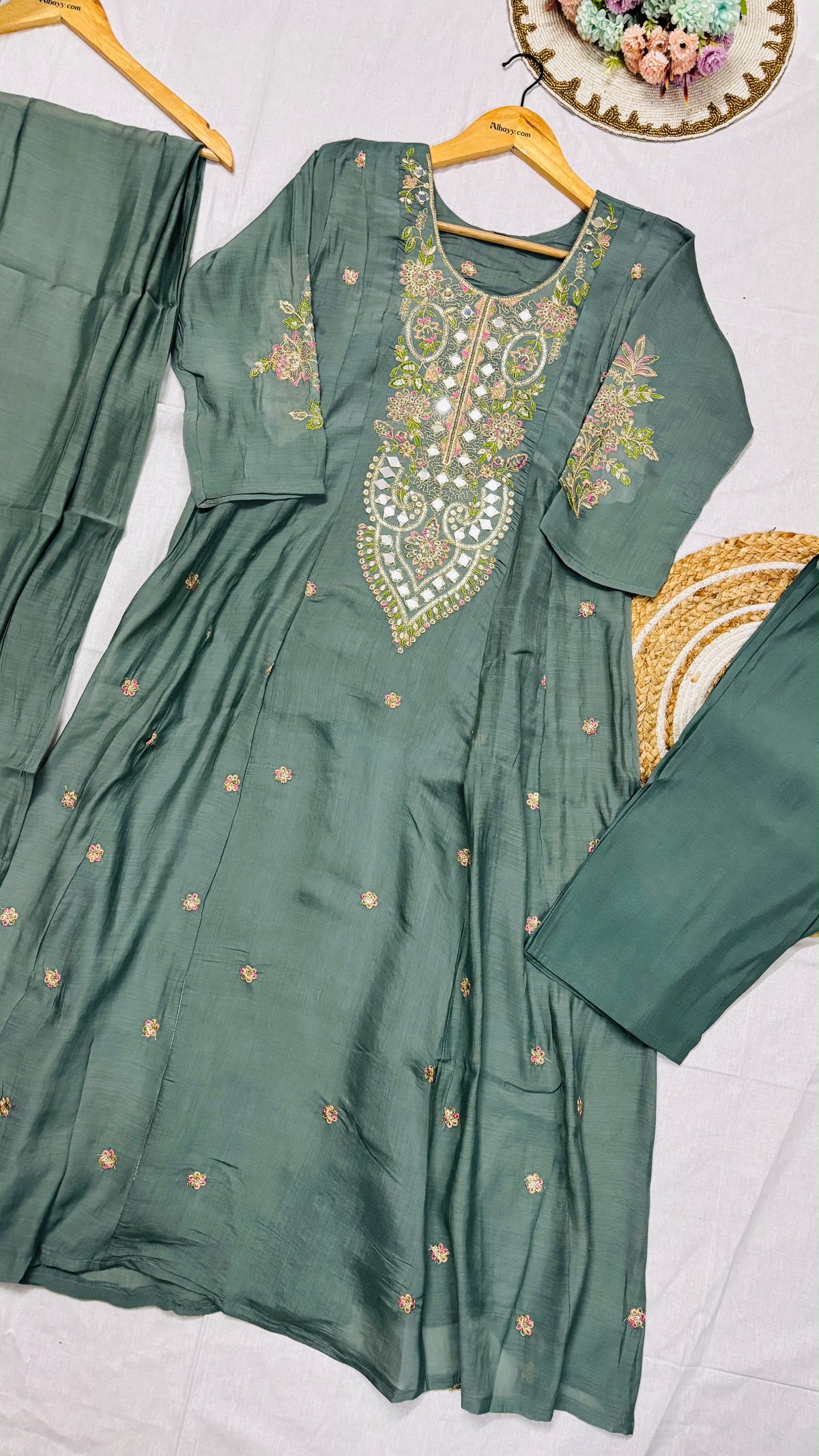 Suit set Mul chanderi