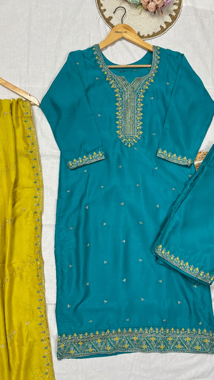 Salwar suit