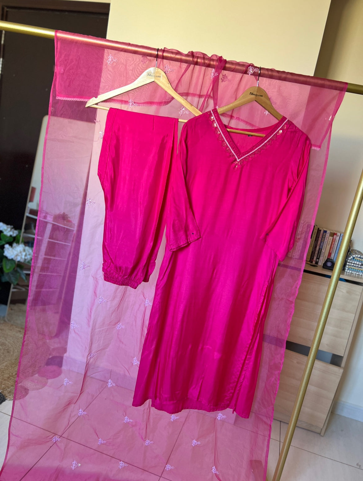 Beautiful dress in muslin silk with organza dupatta