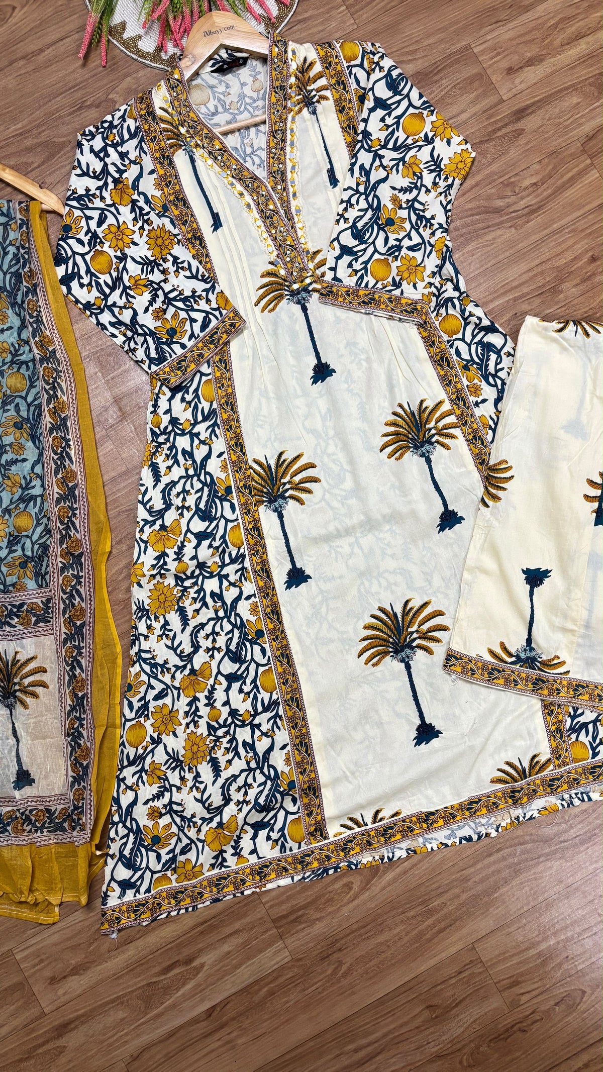 Suit set cotton work on net and other full print