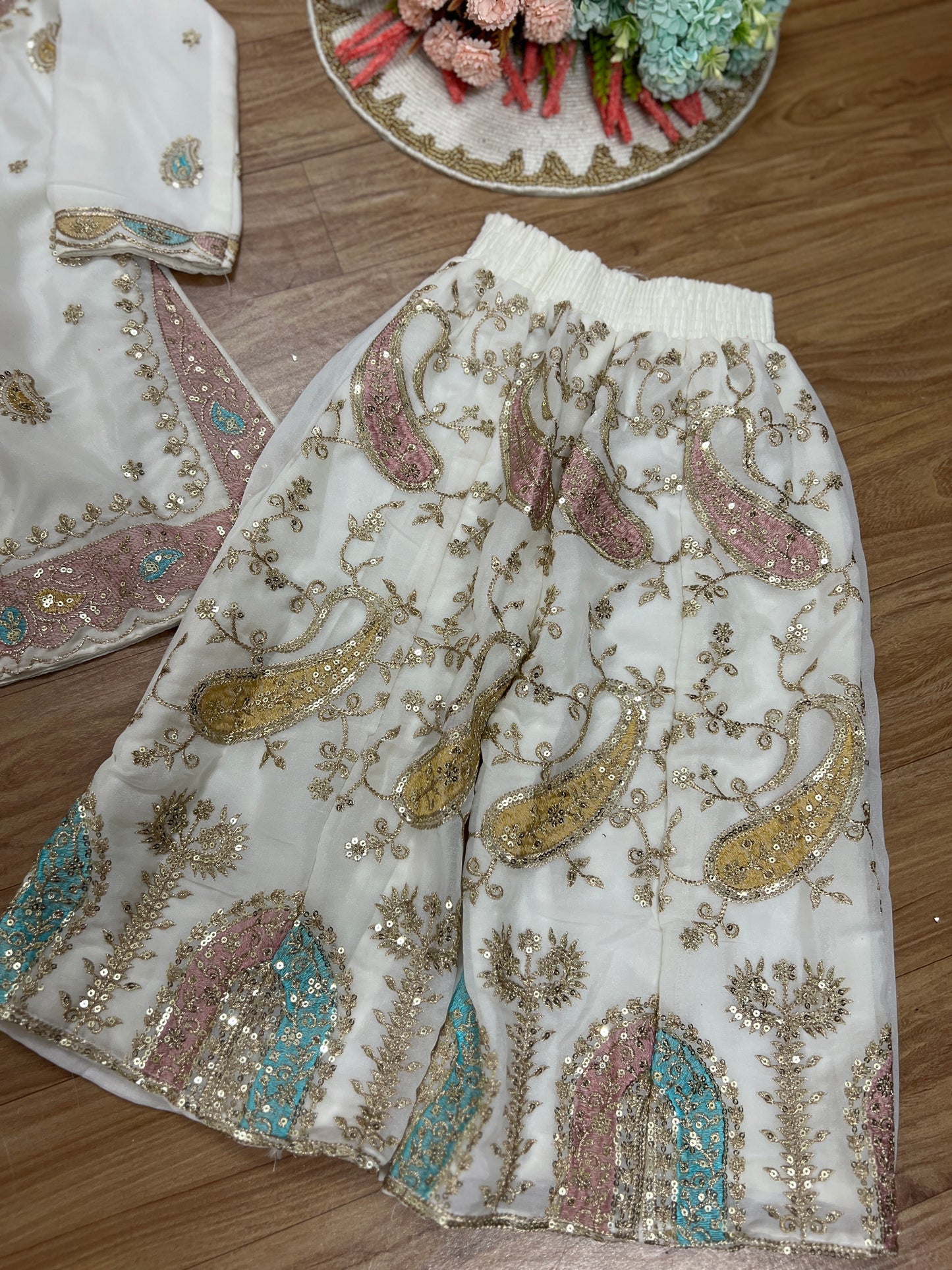 Kids Ethnic wear CBRP 500( 5 AED Discount on prepaid order)