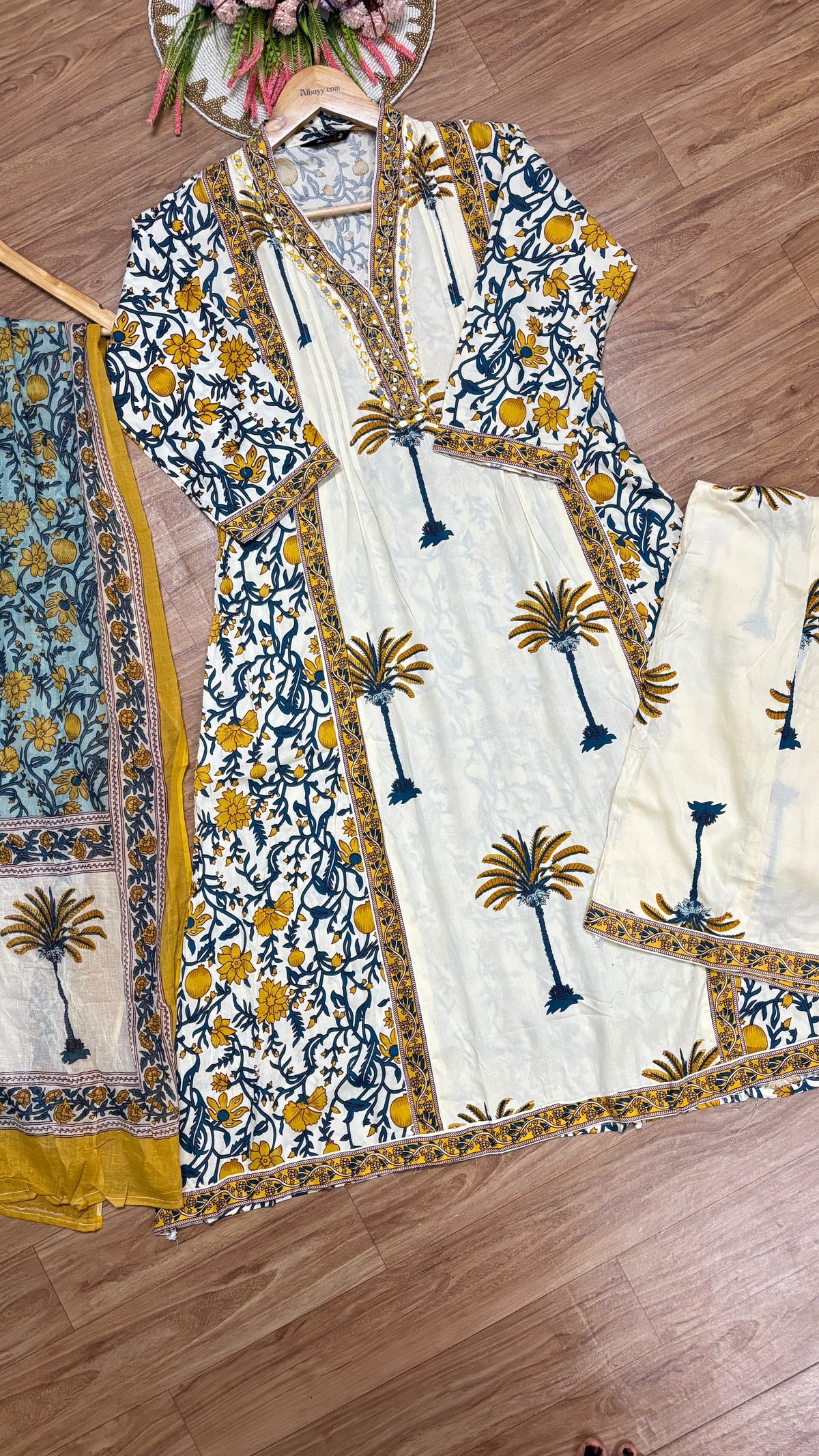 Suit set cotton work on net and other full print