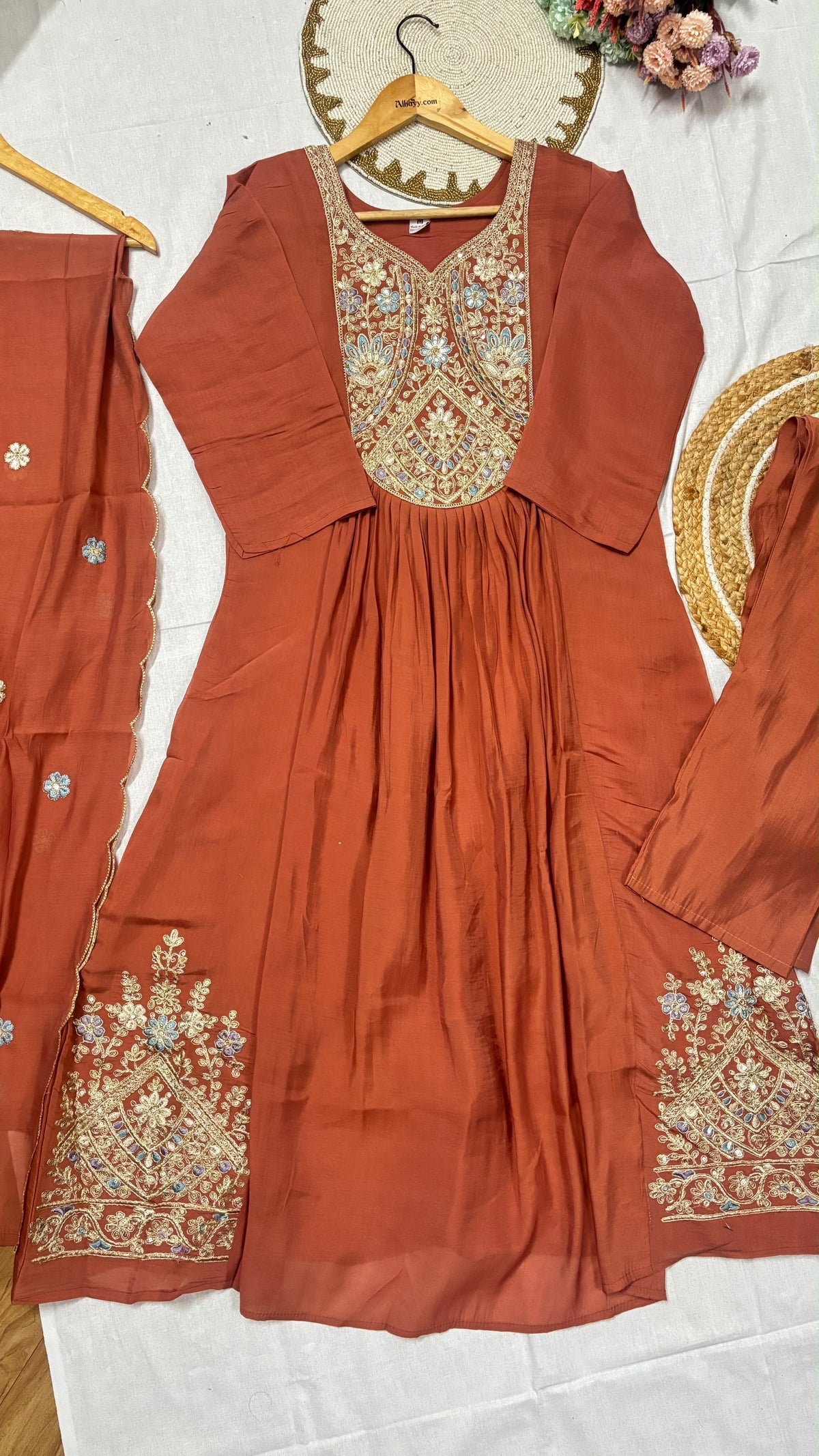 Mul chanderi suit set