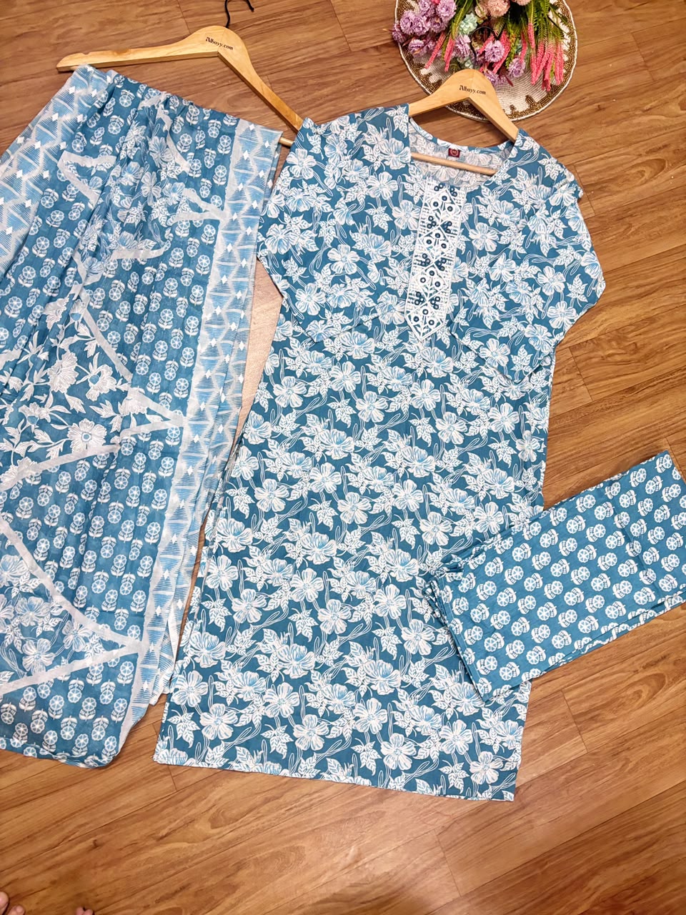 Cotton suit