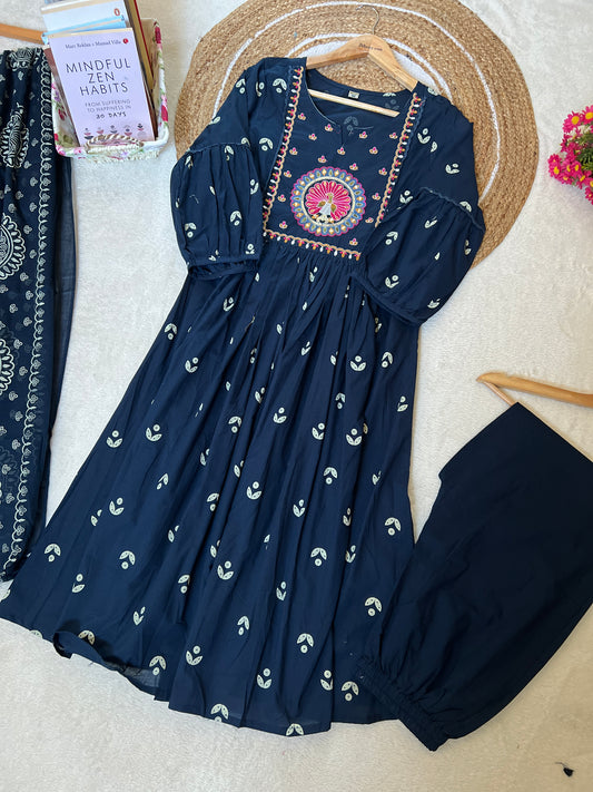 Beautiful cotton dress with embroidery