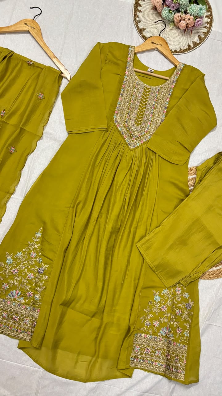 Suit set mul chanderi