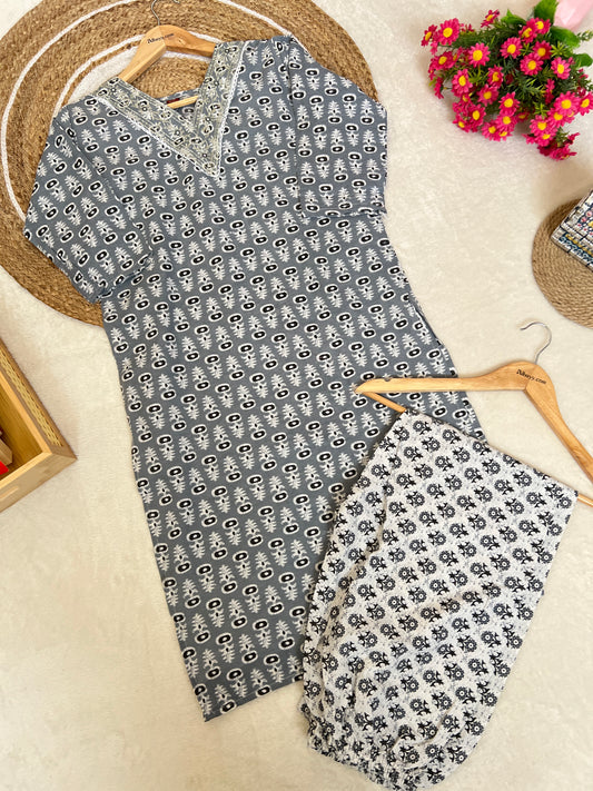 Cotton kurtie pant set