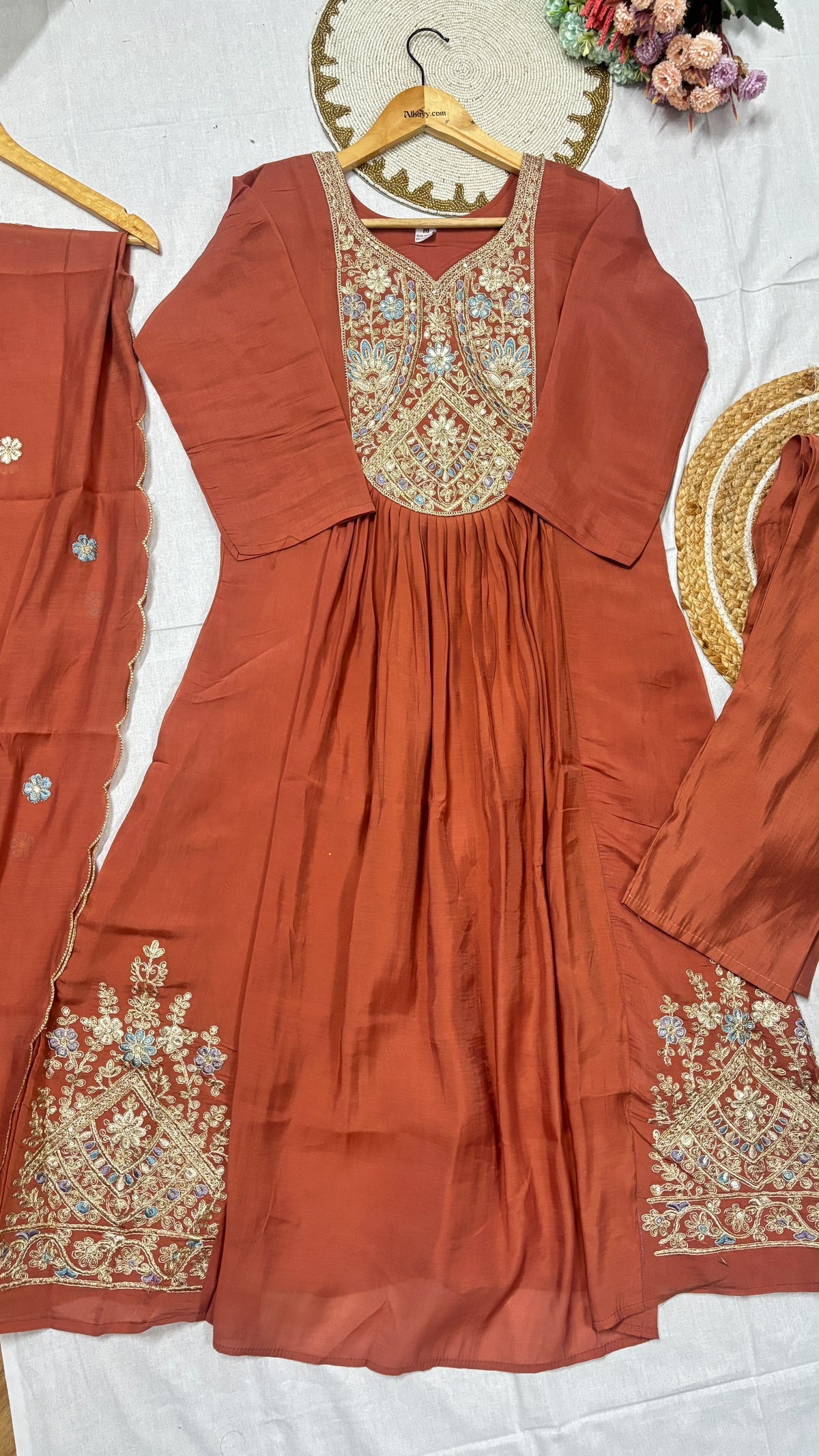 Mul chanderi suit set