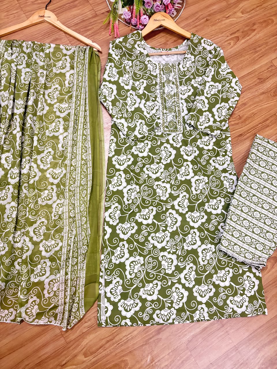 Cotton suit