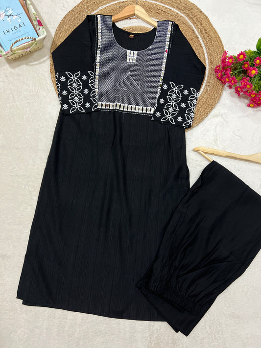 1036-Kurtie pant set with mirror and embroidery work