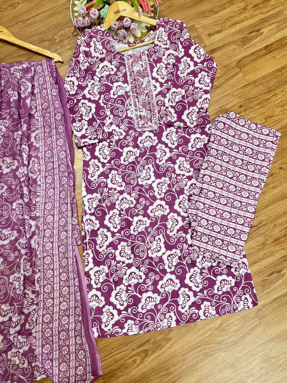 Cotton suit