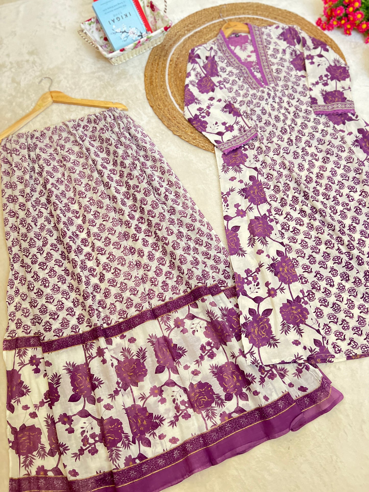 Premium cotton suit set ( neck hands border lace work )