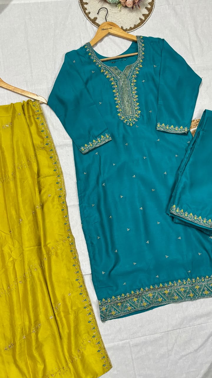 Salwar suit