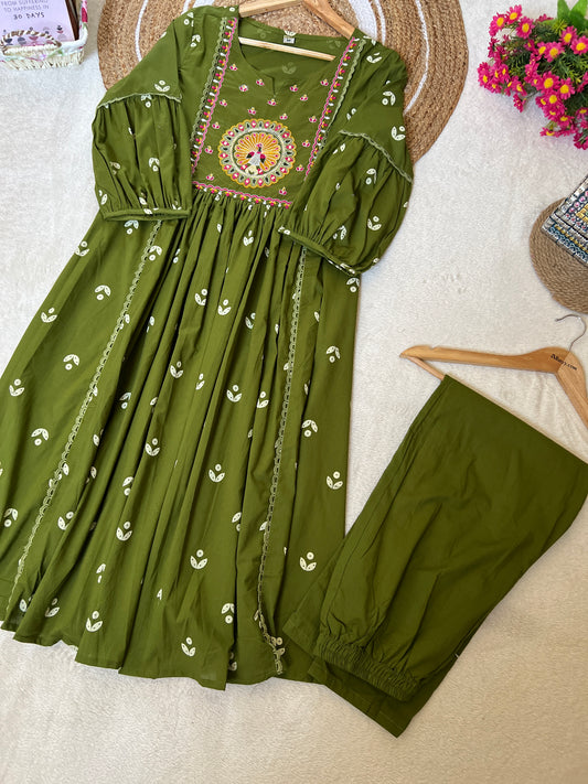 Beautiful cotton dress with embroidery