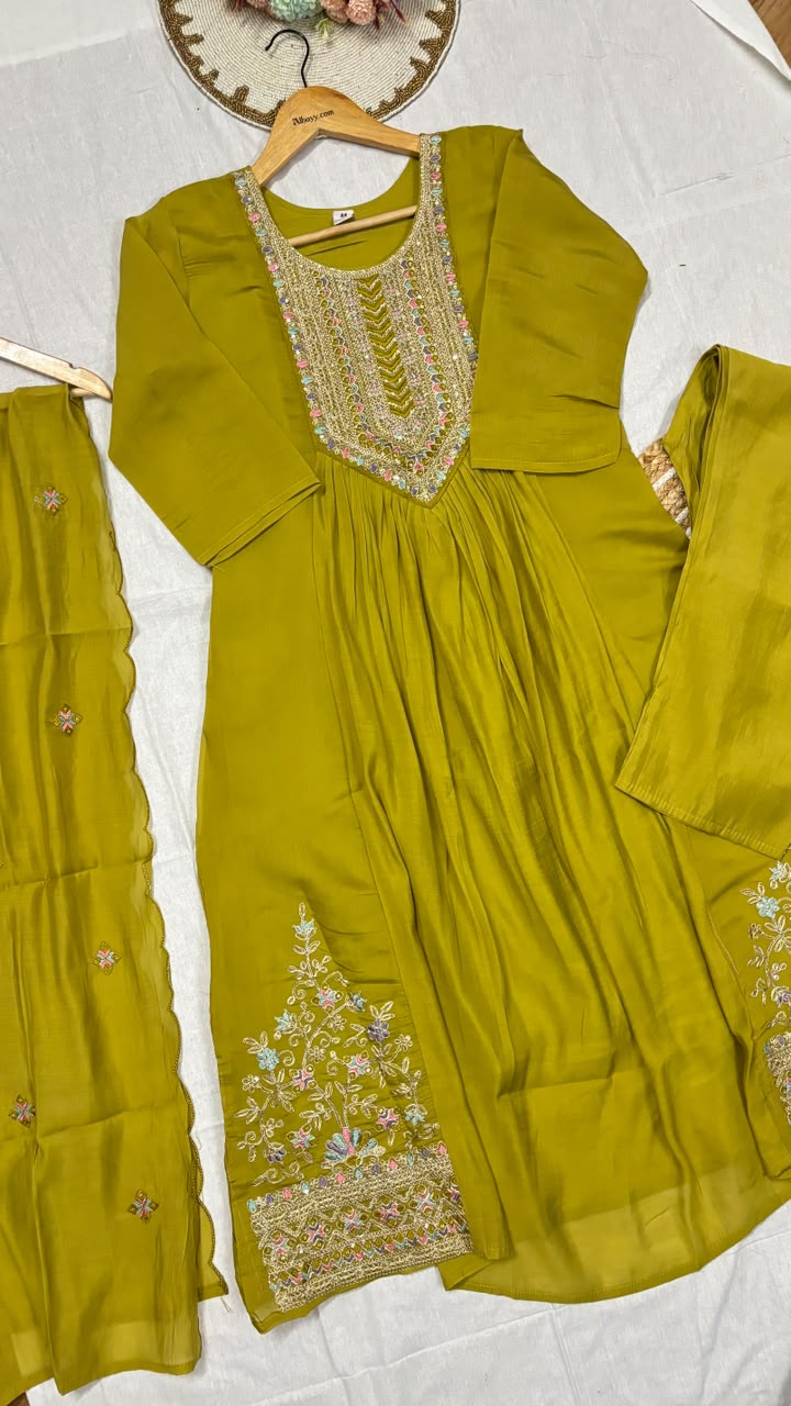 Suit set mul chanderi
