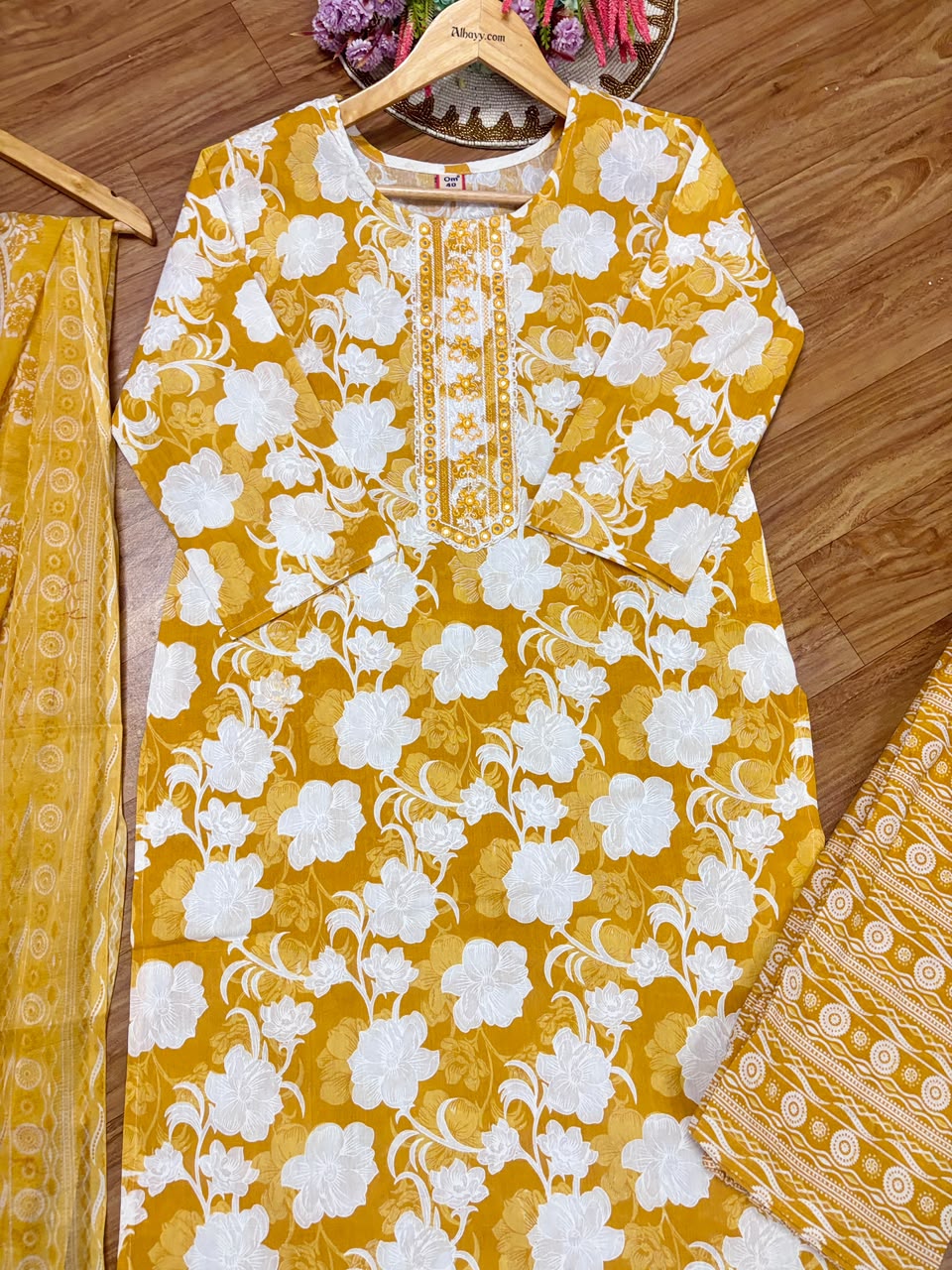 Cotton suit