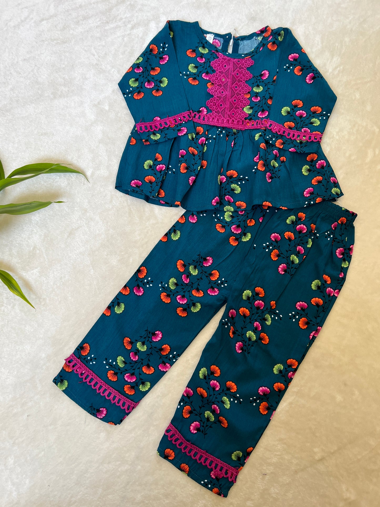 Beautiful kids cord set
