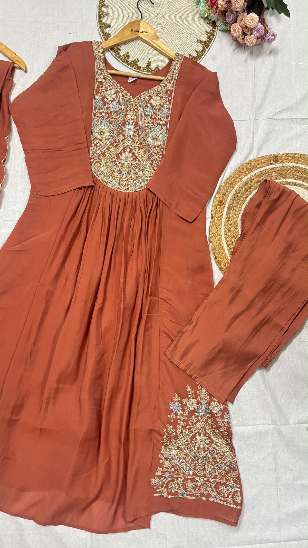 Mul chanderi suit set
