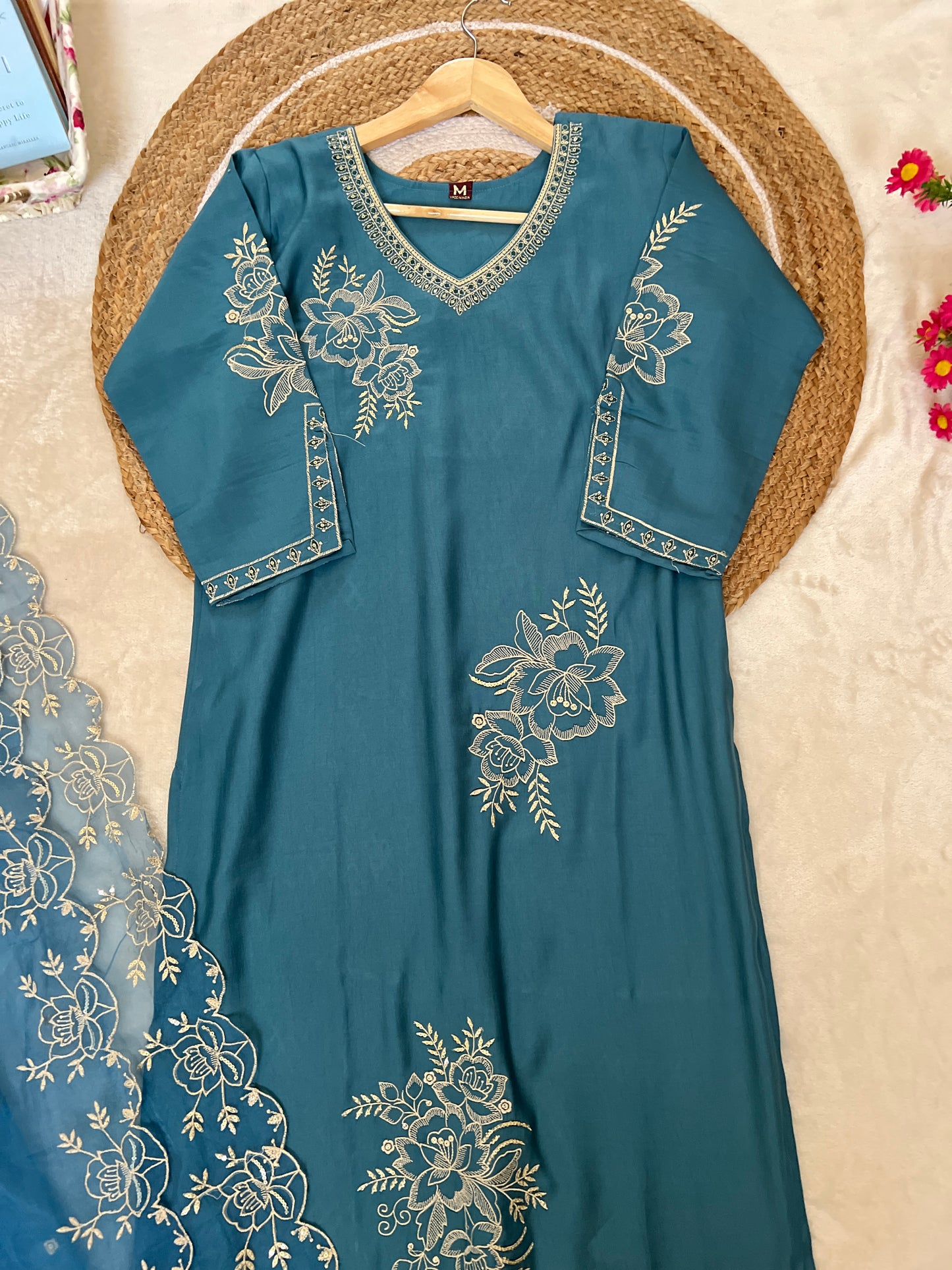 1011-silk suit & Organza Dupatta