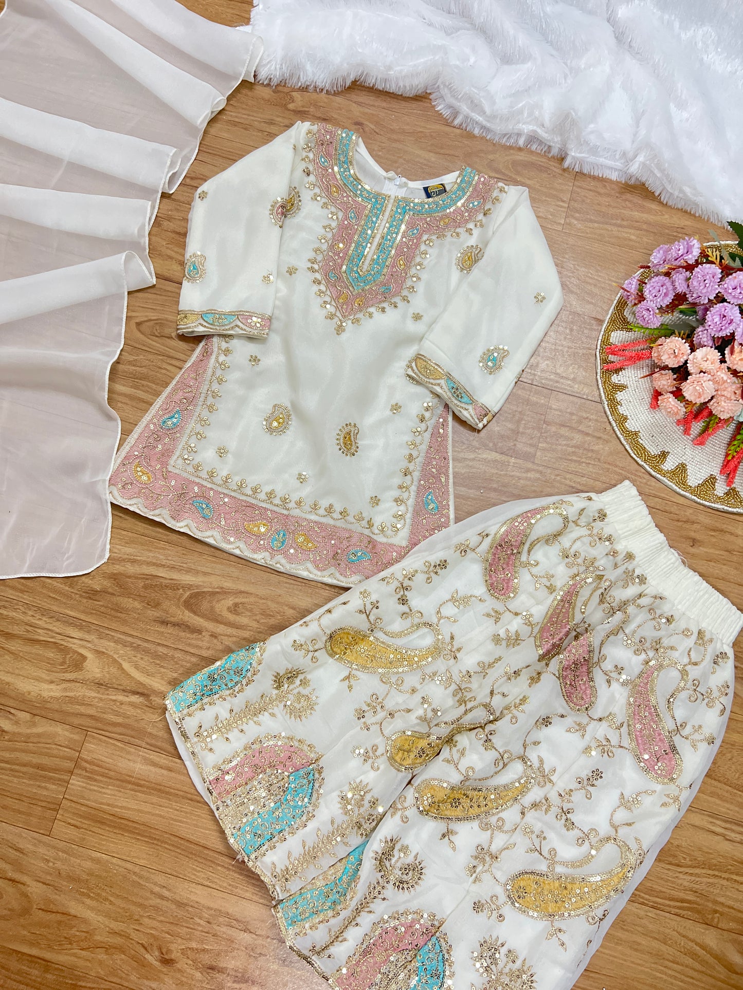 Kids Ethnic wear CBRP 500( 5 AED Discount on prepaid order)