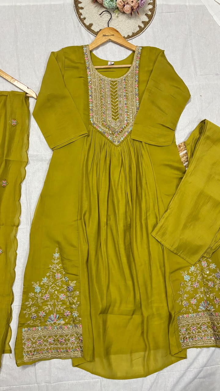 Suit set mul chanderi