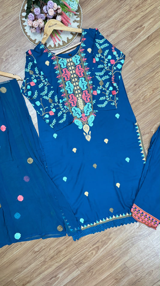 Salwar suit
