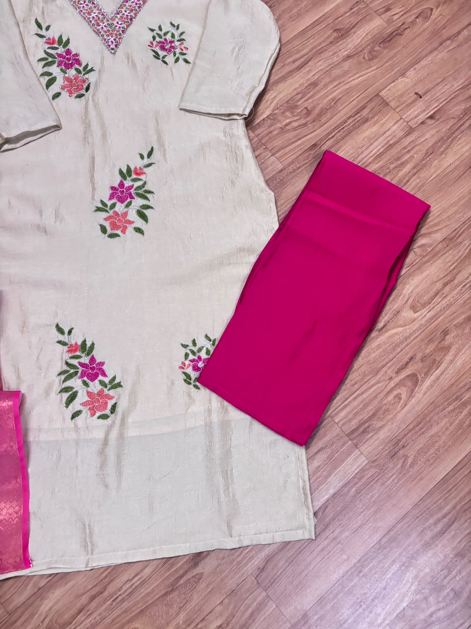 Tissue silk material suit
