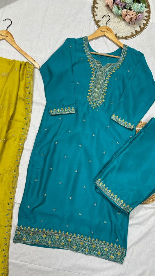 Salwar suit