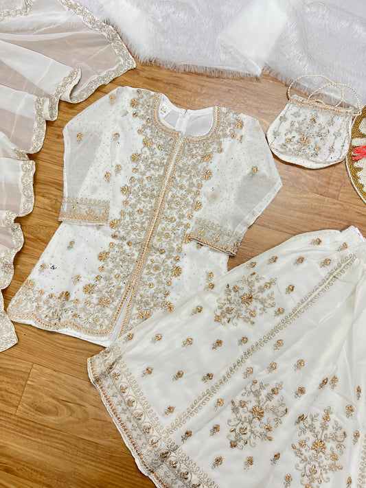 Kids Ethnic wear CBRP500 ( 5 AED Discount on prepaid orders)
