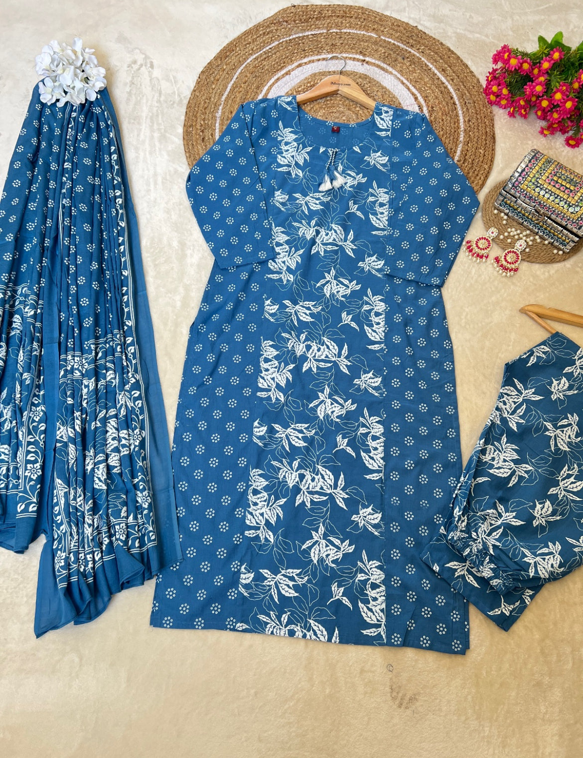 Beautiful dress in cotton with print work
